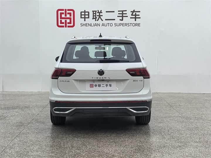 Фото 4 - Volkswagen Tiguan L Pro