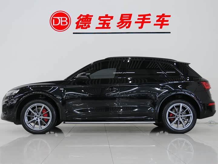 Фото 2 - Audi Q5L