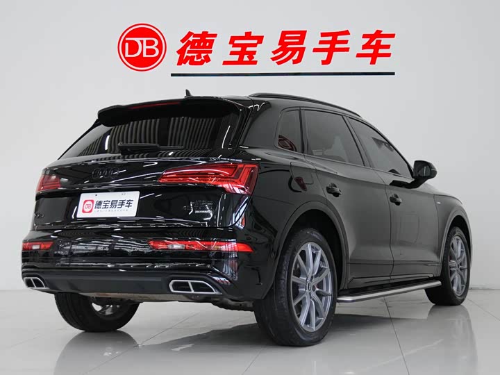 Фото 3 - Audi Q5L