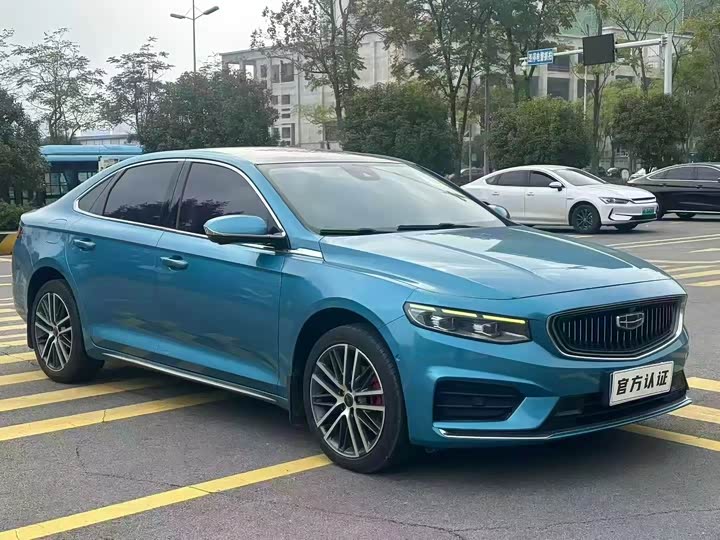 Фото 3 - Geely Preface