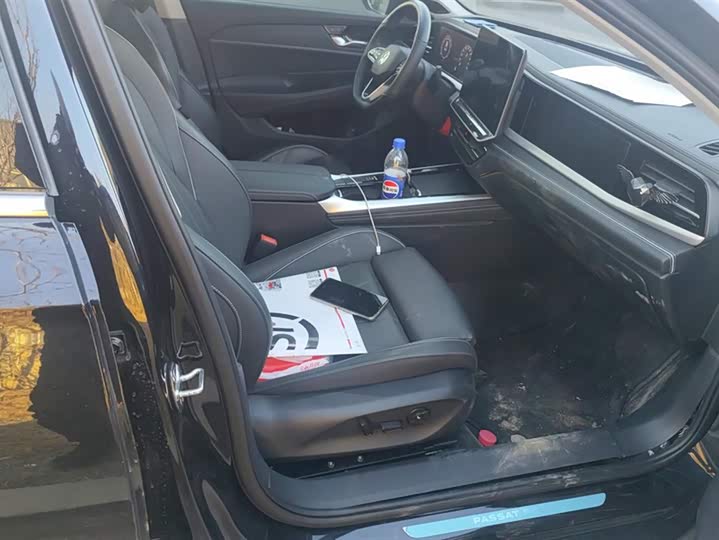 Фото 8 - Volkswagen Passat