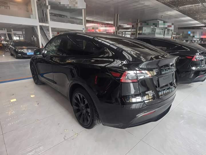 Фото 5 - Tesla Model Y