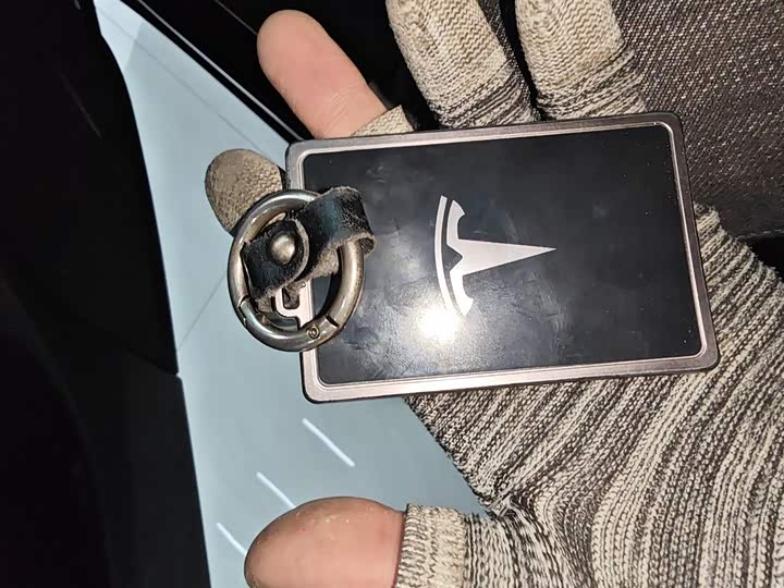 Фото 9 - Tesla Model Y