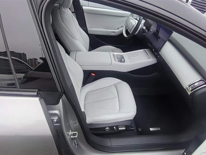 Фото 8 - XPeng F57