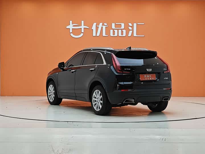 Фото 3 - Cadillac XT4