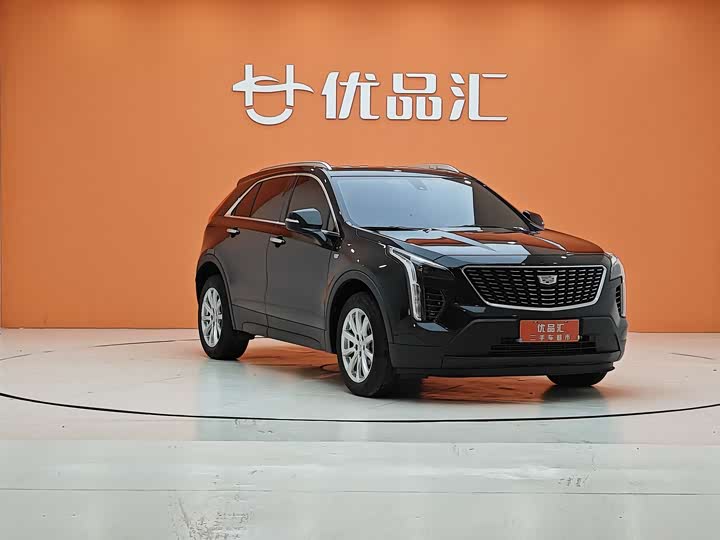 Фото 7 - Cadillac XT4