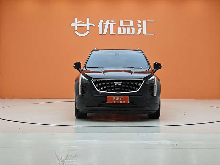 Фото 8 - Cadillac XT4