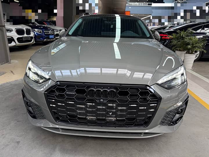 Фото 2 - Audi A5