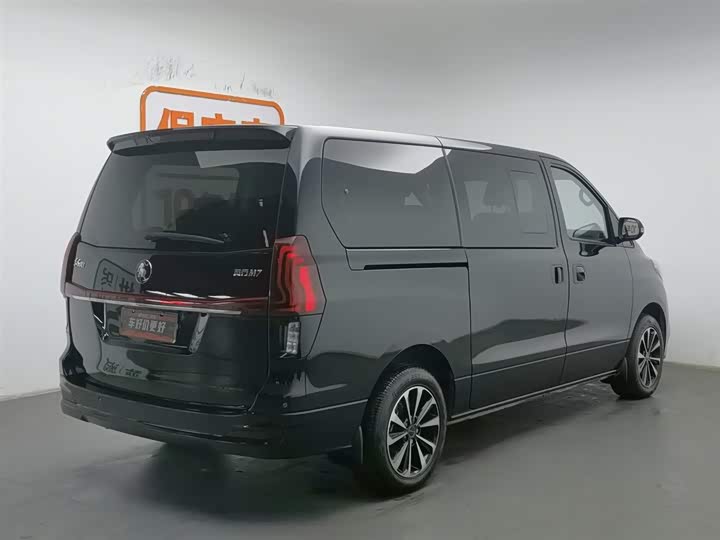 Фото 2 - Dongfeng Forthing M7