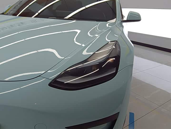 Фото 5 - Tesla Model 3