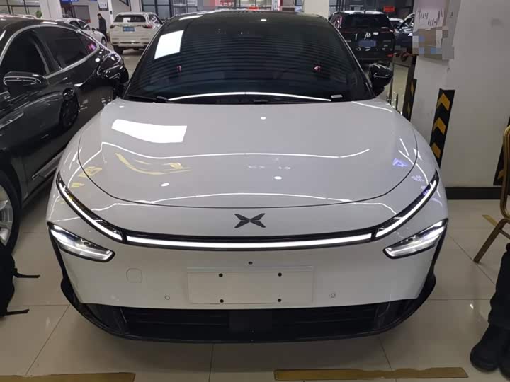 Фото 3 - XPeng F57