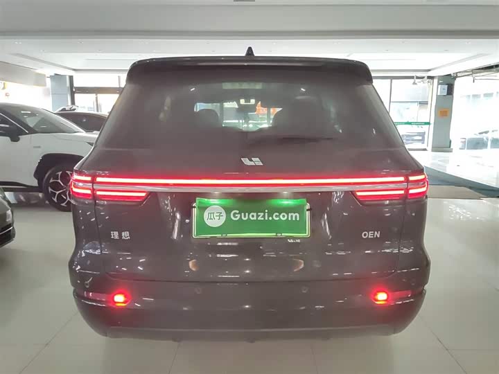 Фото 6 - LiXiang One