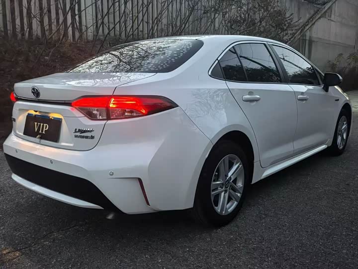 Фото 7 - Toyota Levin