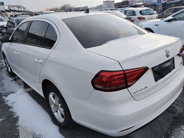 Фото 5 - Volkswagen Lavida