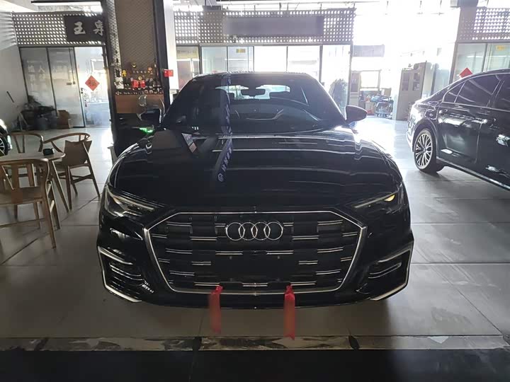 Фото 3 - Audi A6L