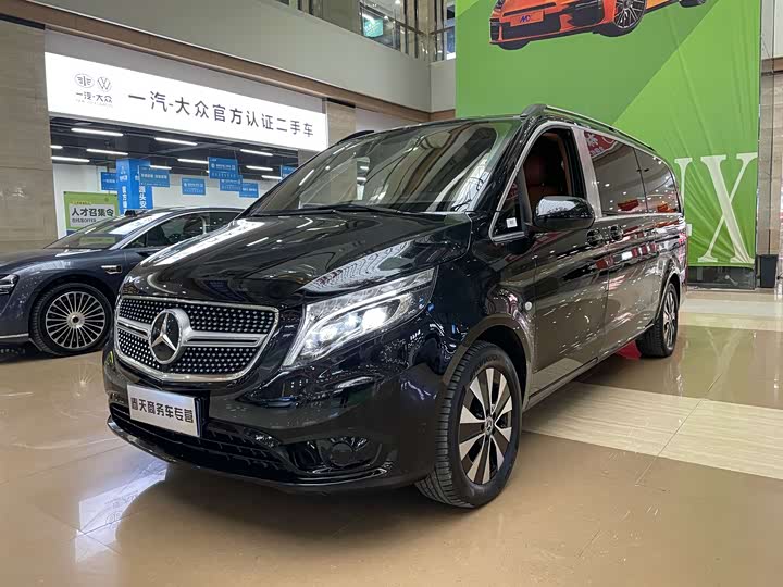 Фото 1 - Mercedes-Benz Vito