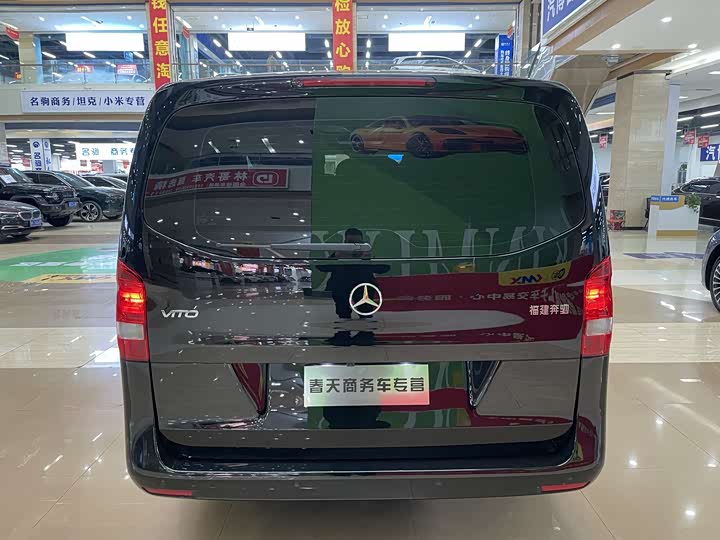 Фото 7 - Mercedes-Benz Vito