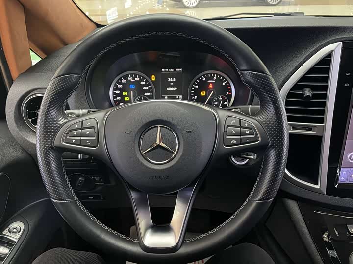 Фото 8 - Mercedes-Benz Vito