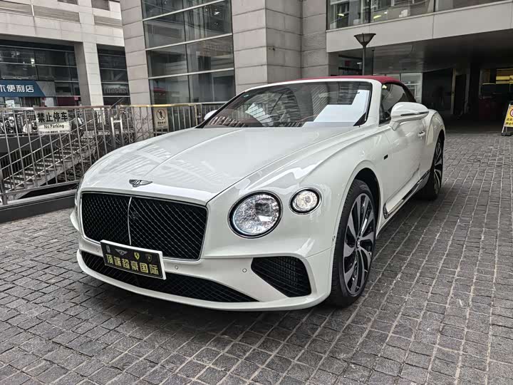 Фото 2 - Bentley Continental GT