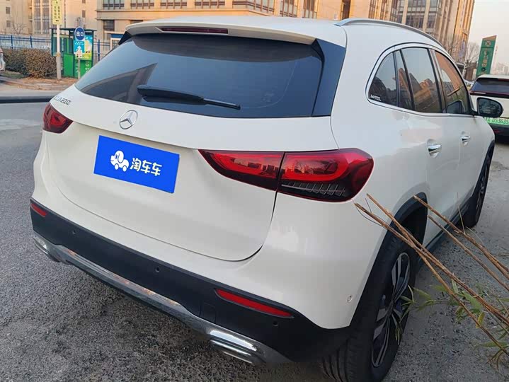 Фото 2 - Mercedes-Benz GLA-Class