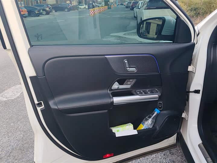 Фото 6 - Mercedes-Benz GLA-Class