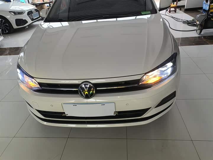 Фото 3 - Volkswagen Polo