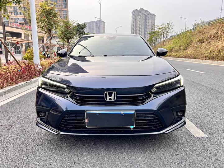 Фото 2 - Honda Civic