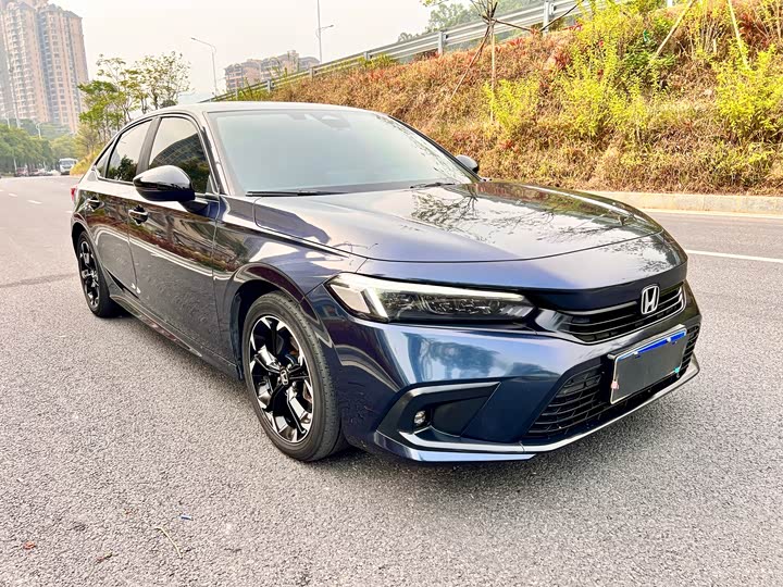 Фото 3 - Honda Civic