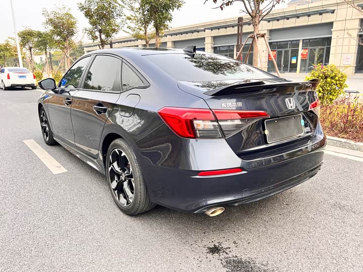 Фото 6 - Honda Civic