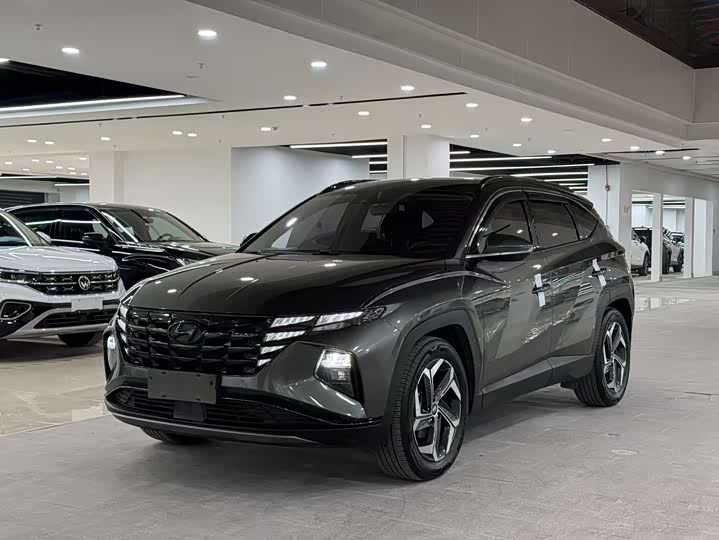 Фото 1 - Hyundai Tucson L