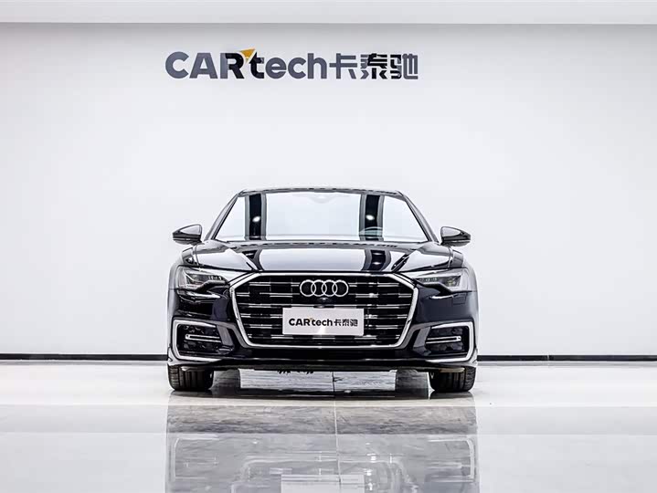 Фото 2 - Audi A6L