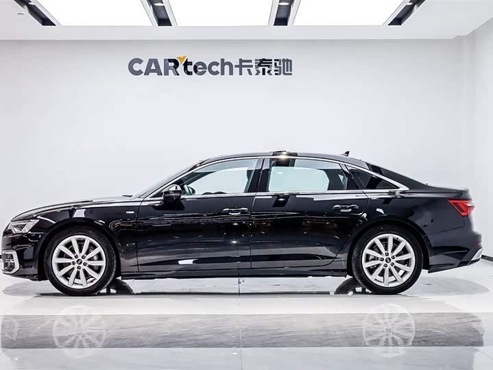 Фото 3 - Audi A6L