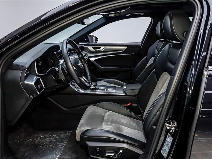 Фото 8 - Audi A6L