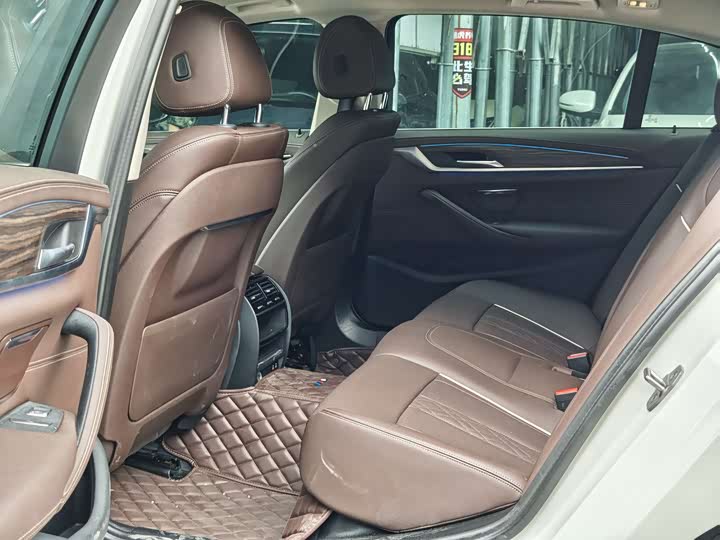 Фото 7 - BMW 5 Series Hybrid