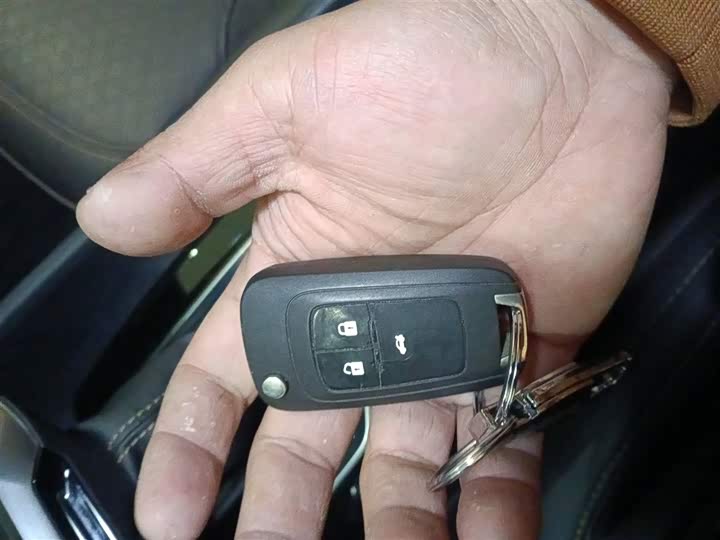 Фото 9 - Buick Verano