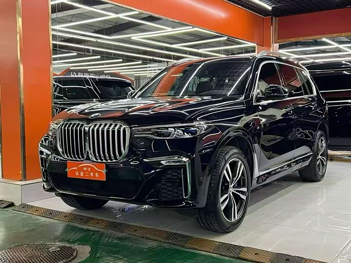 Фото 1 - BMW X7