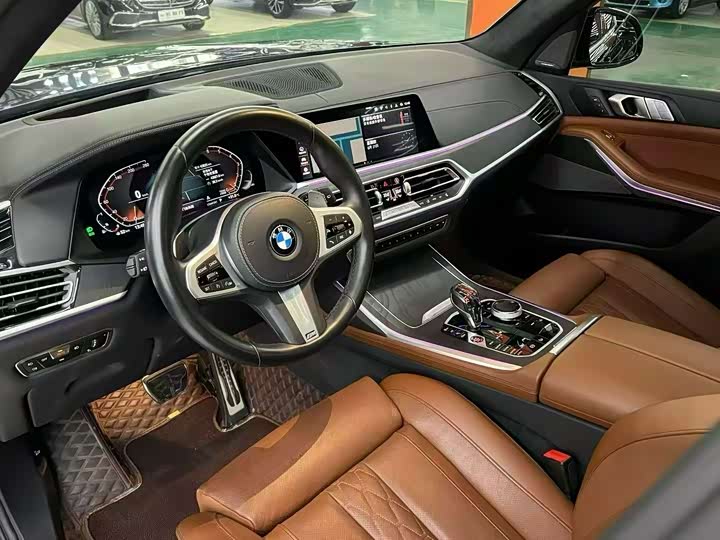 Фото 4 - BMW X7