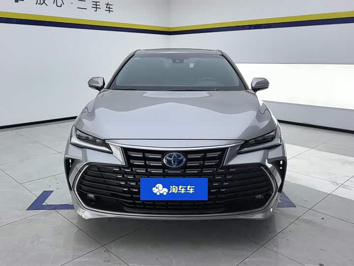 Фото 2 - Toyota Avalon