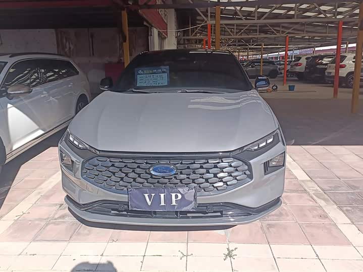 Фото 2 - Ford Mondeo