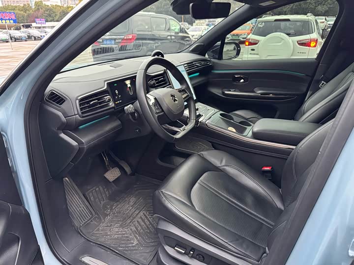 Фото 6 - Nio ES6