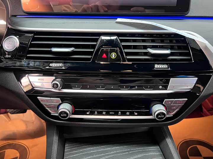 Фото 8 - BMW 5 Series