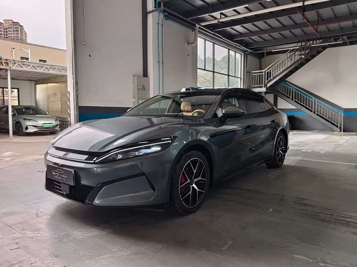 Фото 1 - BYD Han L