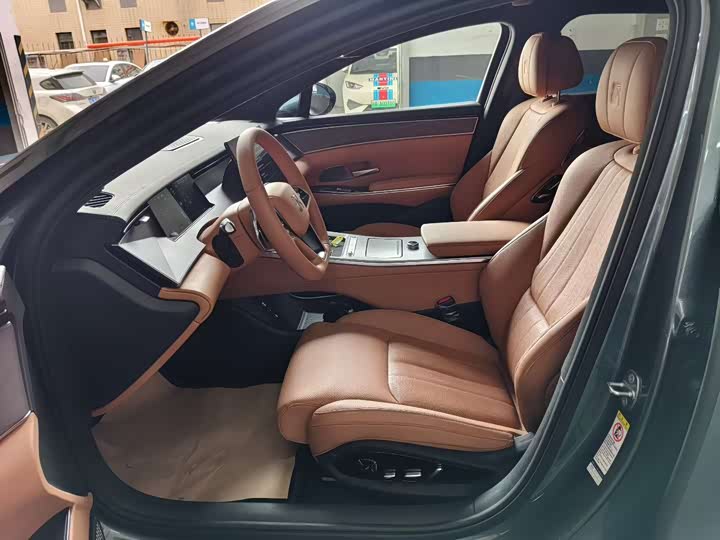 Фото 7 - BYD Han L