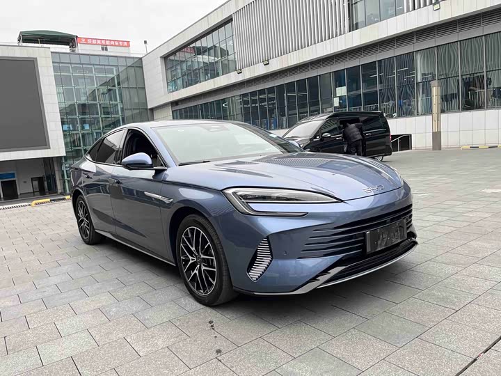 Фото 3 - BYD Seal