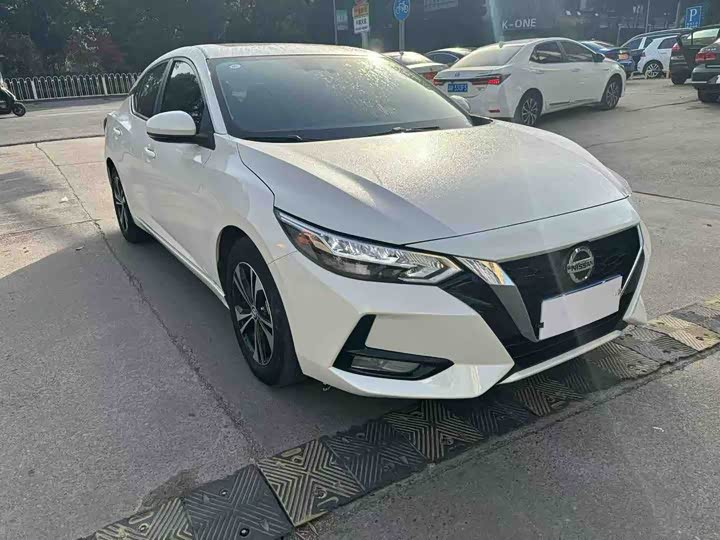 Фото 3 - Nissan Sylphy