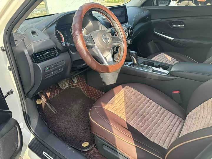 Фото 4 - Nissan Sylphy