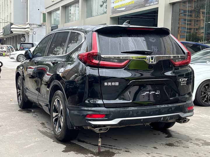 Фото 6 - Honda CR-V