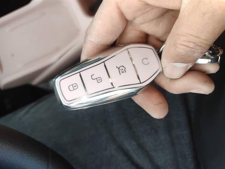 Фото 9 - BYD Seagull