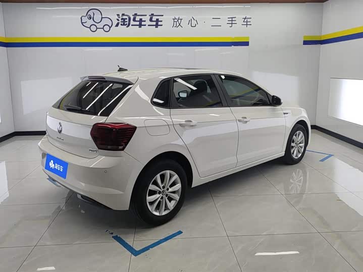 Фото 3 - Volkswagen Polo