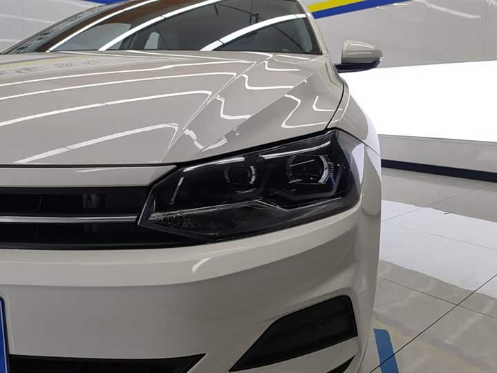 Фото 5 - Volkswagen Polo